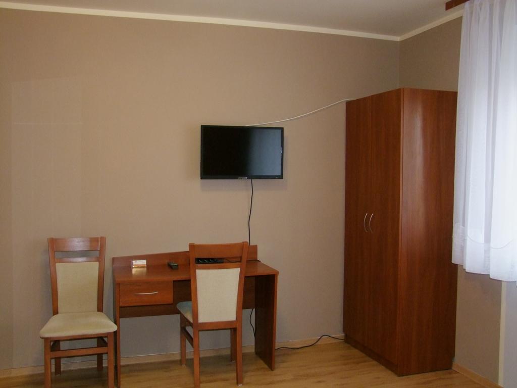Warnenczyka 85A Bezplatny Parking, Faktura, Prywatna Lazienka, Klimatyzacja 제수프 외부 사진